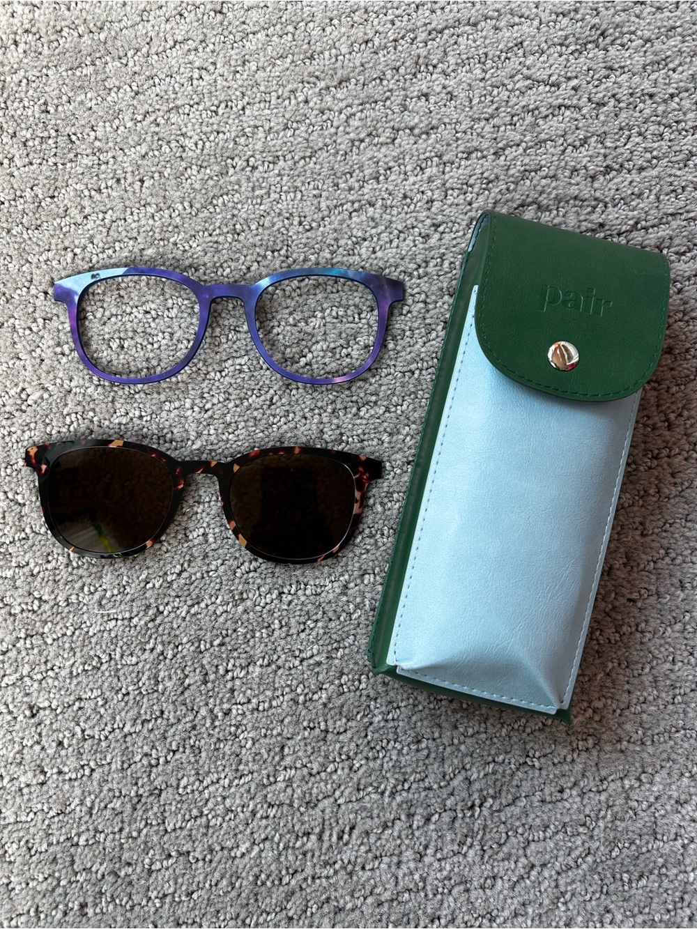 Pair Glasses Reese Tortoise Shell Sunglasses and Purple Cosmic